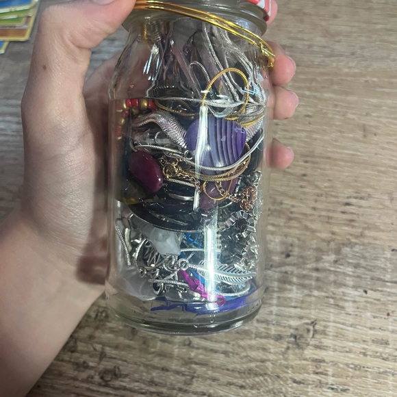 Mystery jewelry jar!!! - Picture 4 of 4